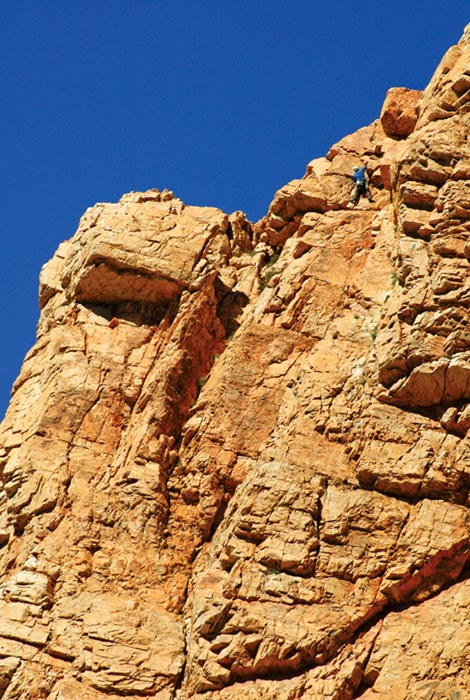 Andy Prickett on the final overhangs of Ruby Groove (VS 4c).  Photo: Don Sargeant