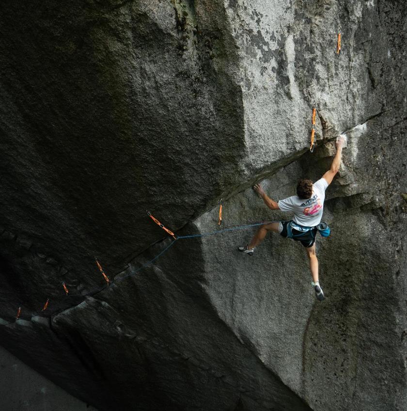 Mejdi Schalck on the uber clasic Dreamtime (F9a). Photo: @stillsbypat