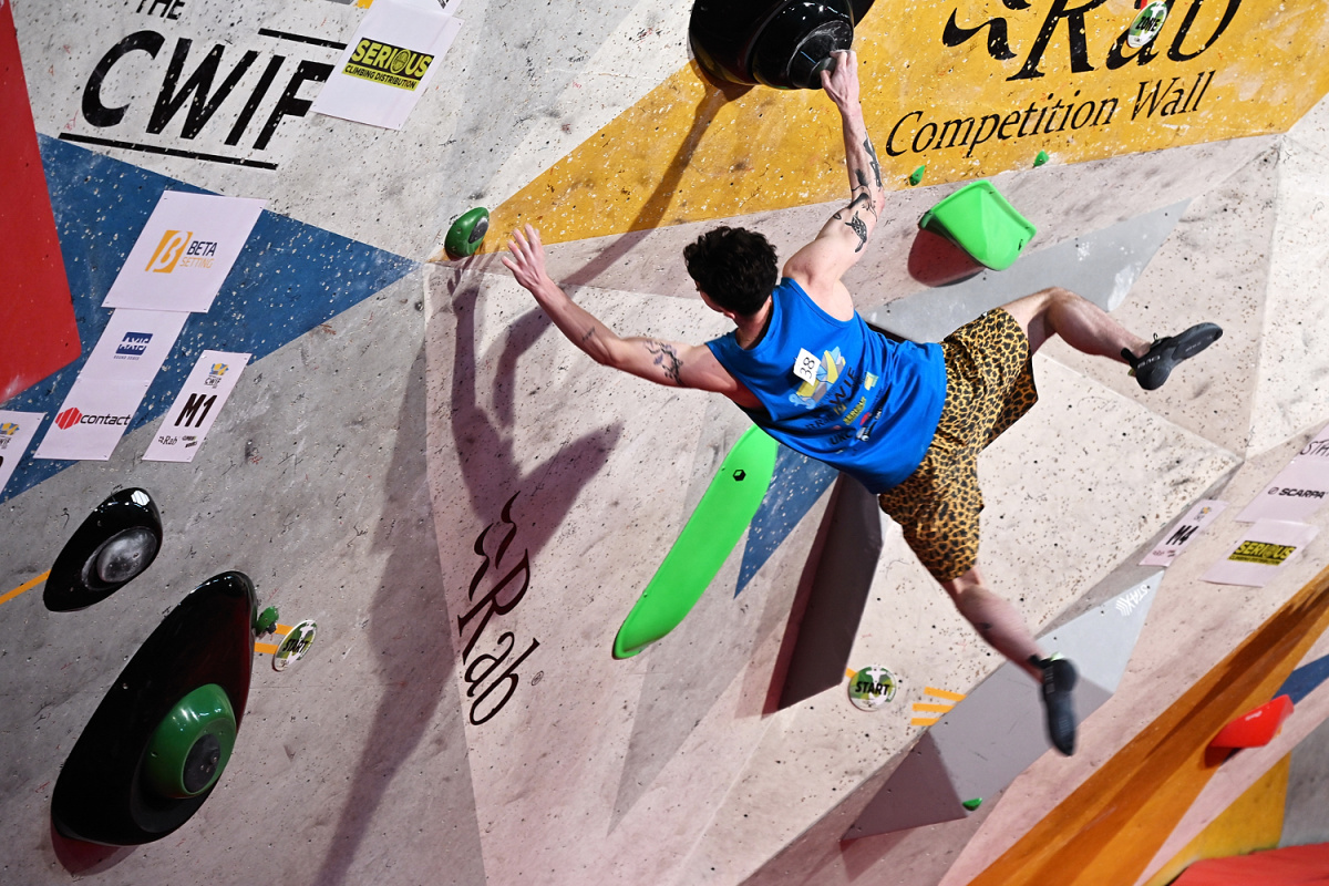 Max Milne exploding up M1 securing one of seven flashes in the semi's and final rounds; his can only be described as a dominant performance.. Photo: Keith Sharples