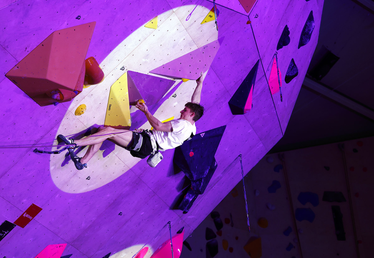 2026 men's champion Sam Butterworth on the final route. Photo: © David Simmonite