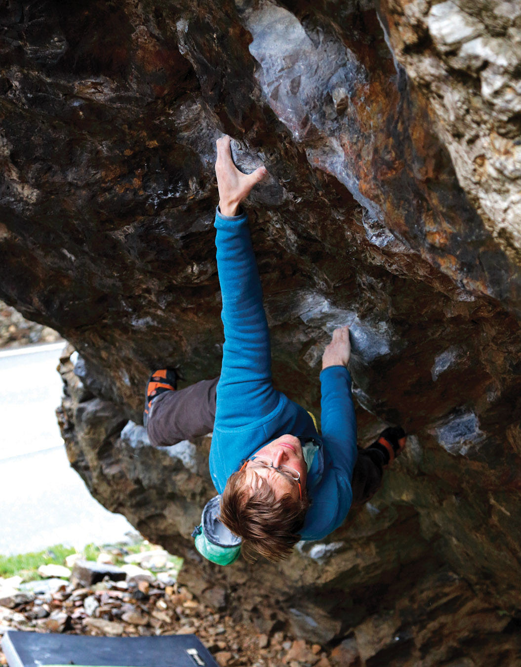 Ben Bransby powerful on Mr Fantastic (V12) the super technical and powerful continuation to Jerry's Roof linking that problem into Bus Stop via a devilish backhand move. Photo: © David Simmonite